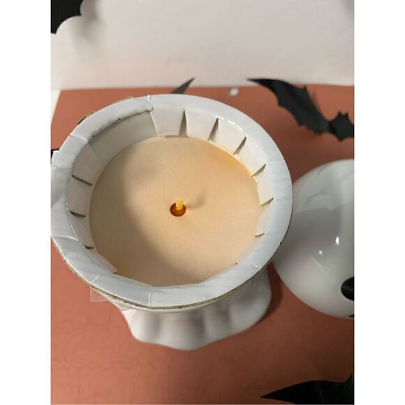 Authentic Disney Halloween Scented Ghost Candle - Picture 6 of 6